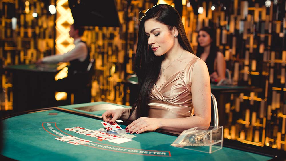 online live casino poker female dealer