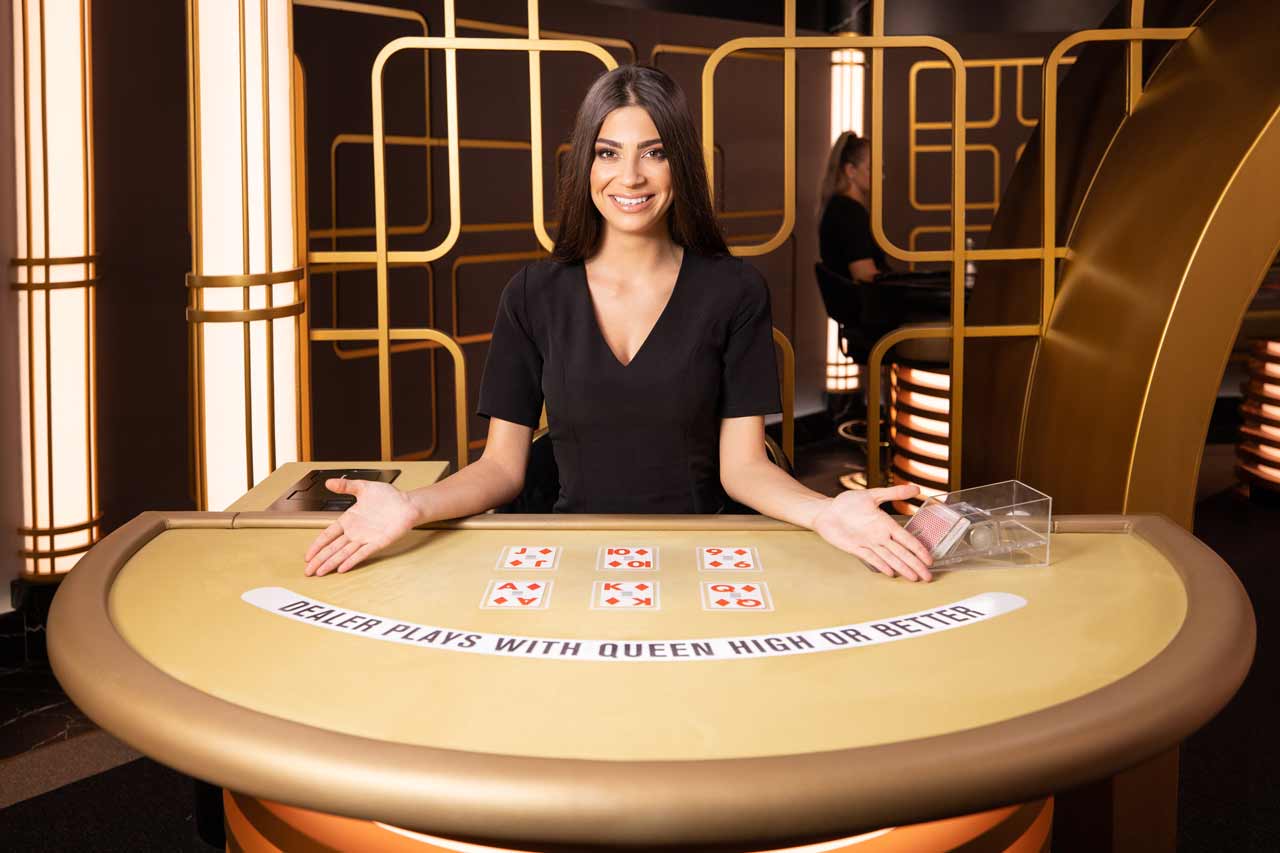 beautiful live dealer in online teen patti casino
